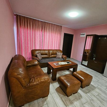 Апартамент България Със Свободна Зона За Паркиране Veliko Tarnovo Eksteriør billede